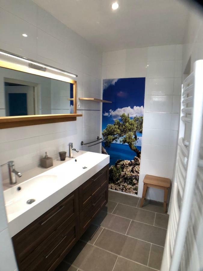 Guest house Domaine De Ludeye 5*