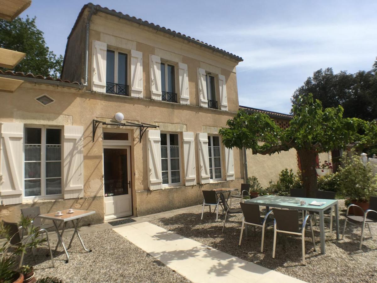 Guest house Domaine De Ludeye 5*